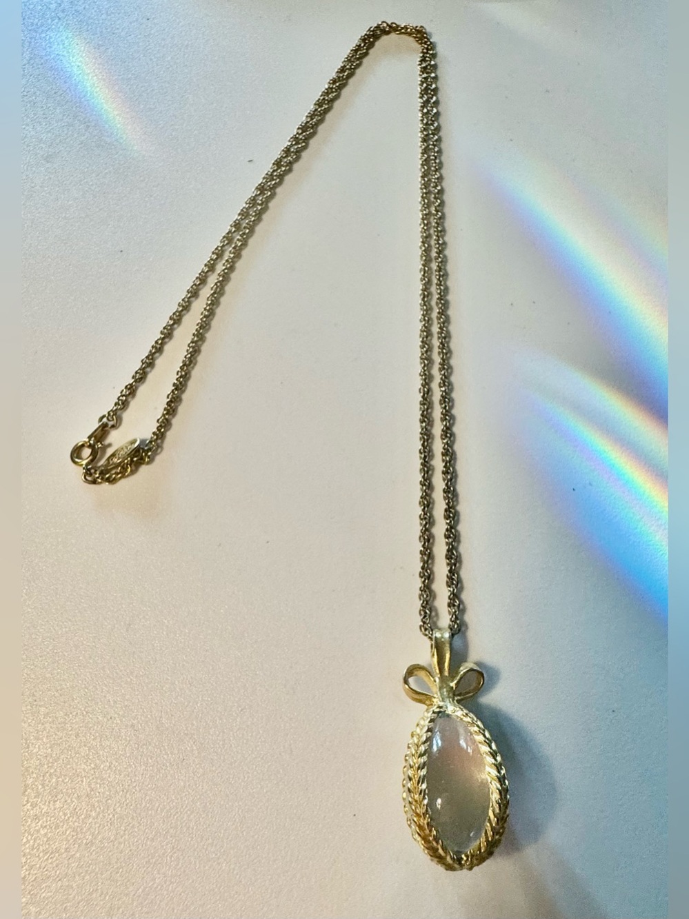 Vintage Joan Rivers Classic Collections - Faberge Crystal Egg Pendant Necklace